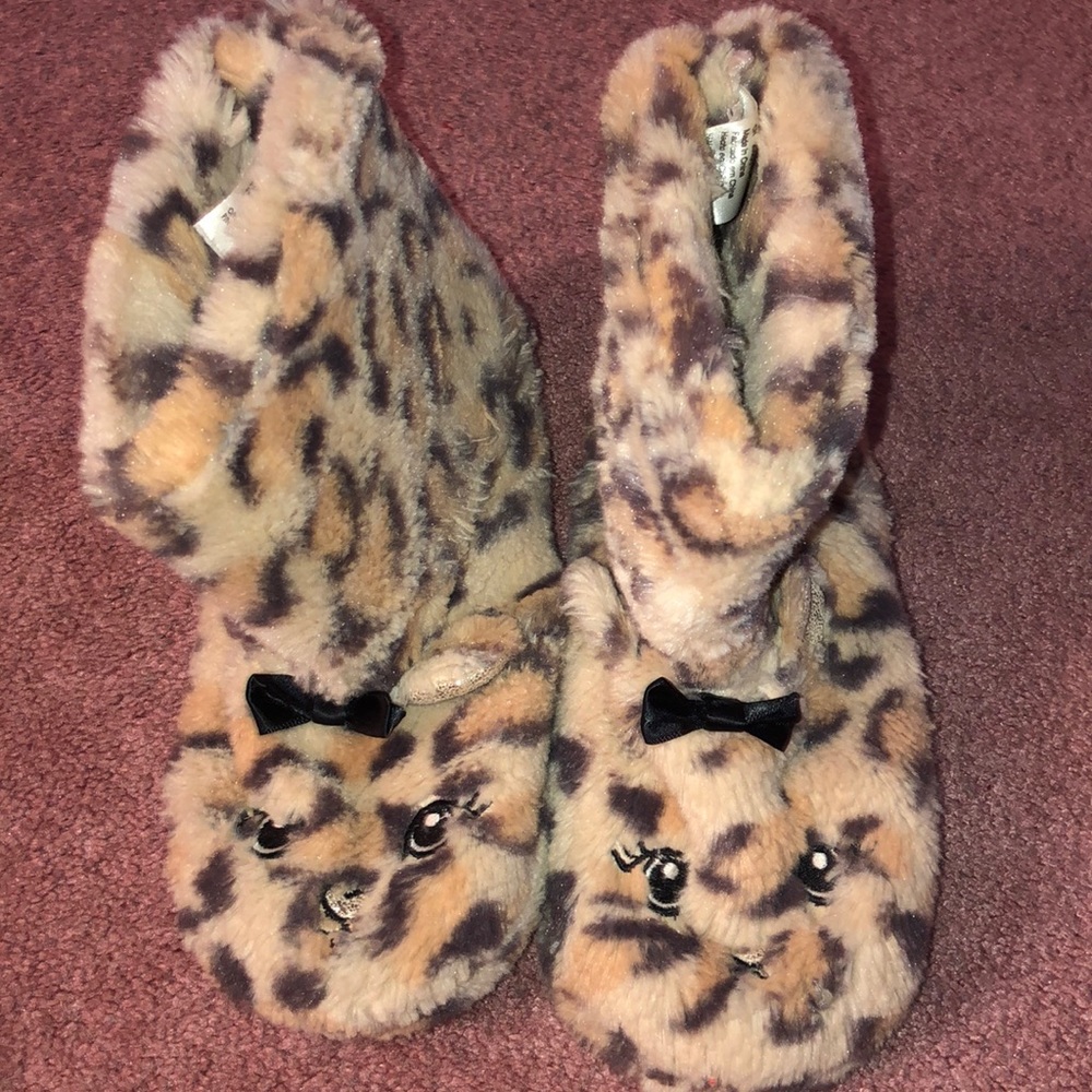 Justice girls cheetah print slipper booties